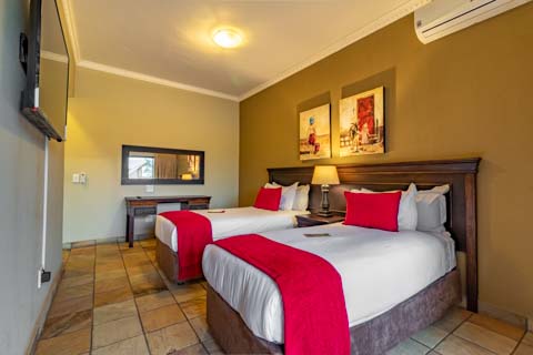 Wheelchair Friendly Double Suite - Nkomazi Kruger Lodge